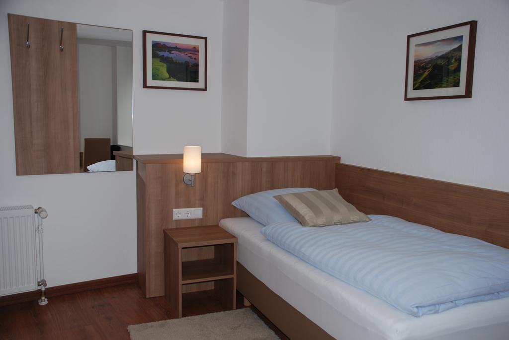 Hotel Rest Inn Bretten Szoba fotó